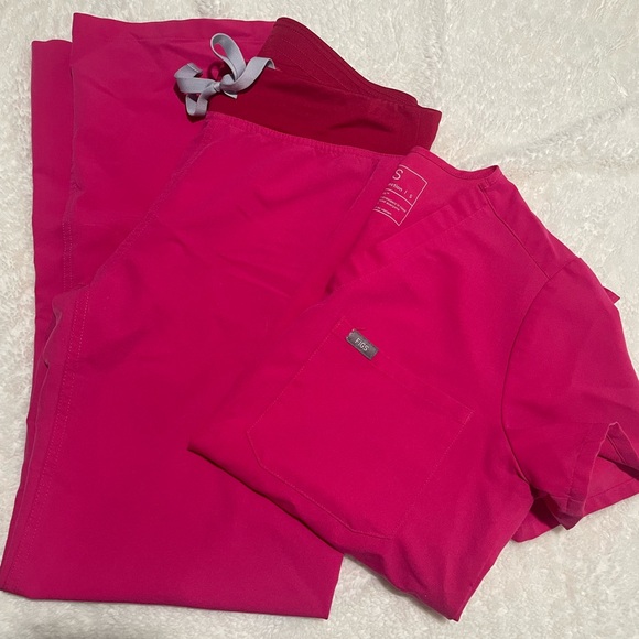 PINK Figs Set - Picture 1 of 1